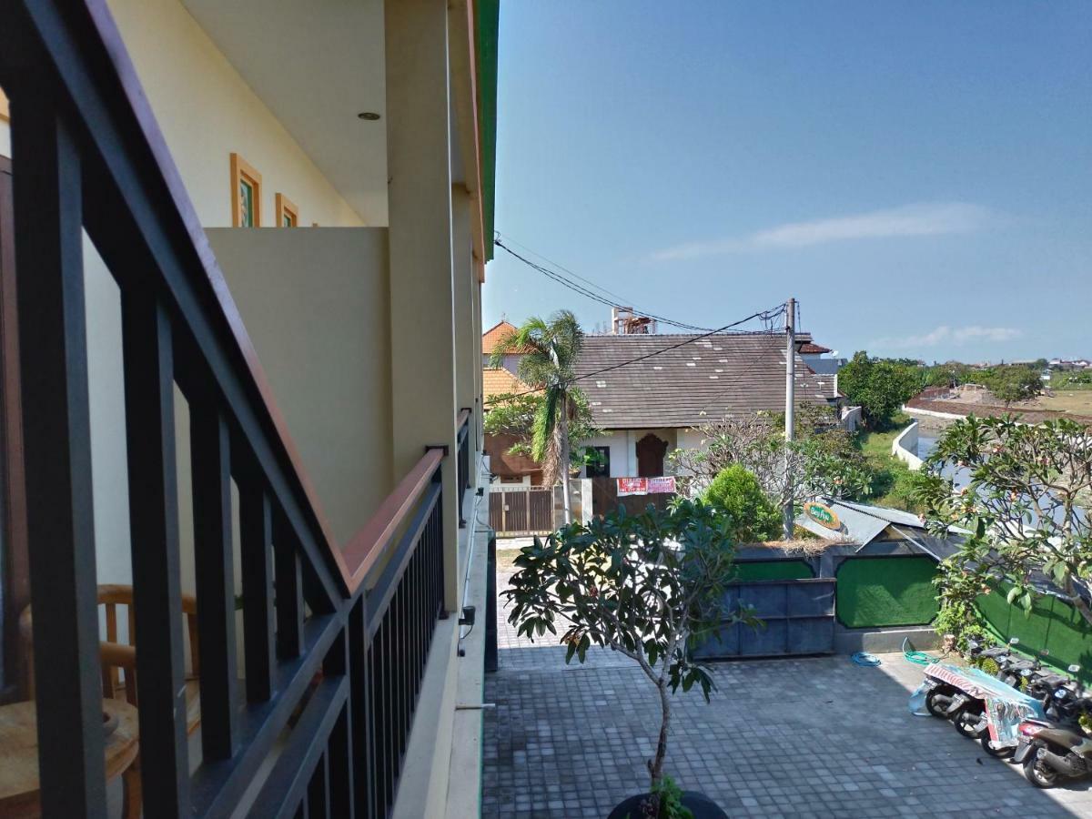 Beji Ayu Homestay Семіньяк Екстер'єр фото