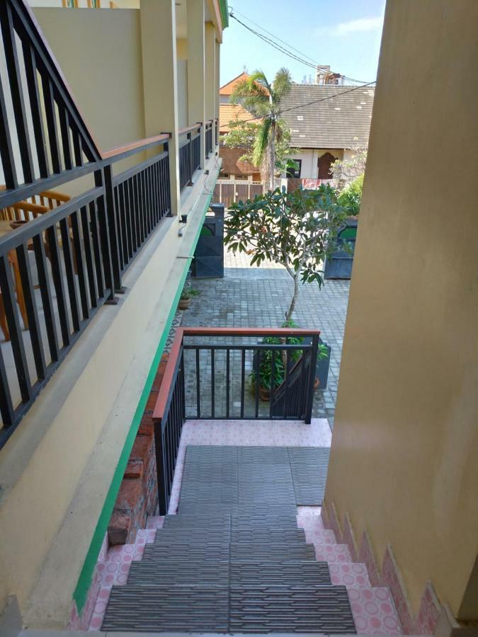 Beji Ayu Homestay Семіньяк Екстер'єр фото